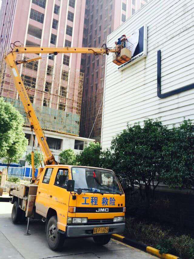 高空車出租公司 峻英捷設(shè)備租賃 在線咨詢 孝感高空車租賃