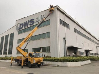 圖 廣州從化出租升降車(chē),高空作業(yè)車(chē),路燈車(chē)出租,鑫越路橋 廣州租賃