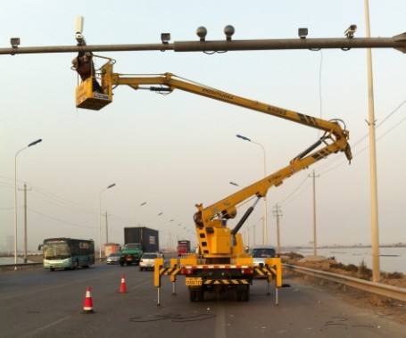 江都路燈車出租哪家好,高空車出租價格