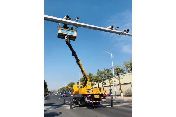 橫瀝監(jiān)控安裝車出租,路燈車出租,南沙高空車廠家_