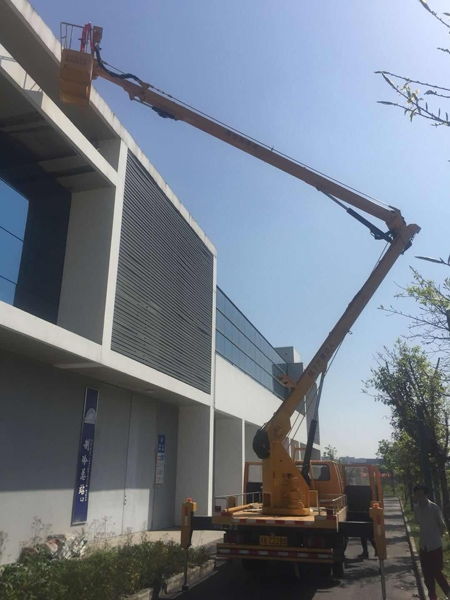 供應昆明21米高空作業(yè)車租賃 路燈車出租