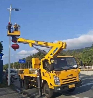 撫州宜黃路燈車出租價格優(yōu)惠